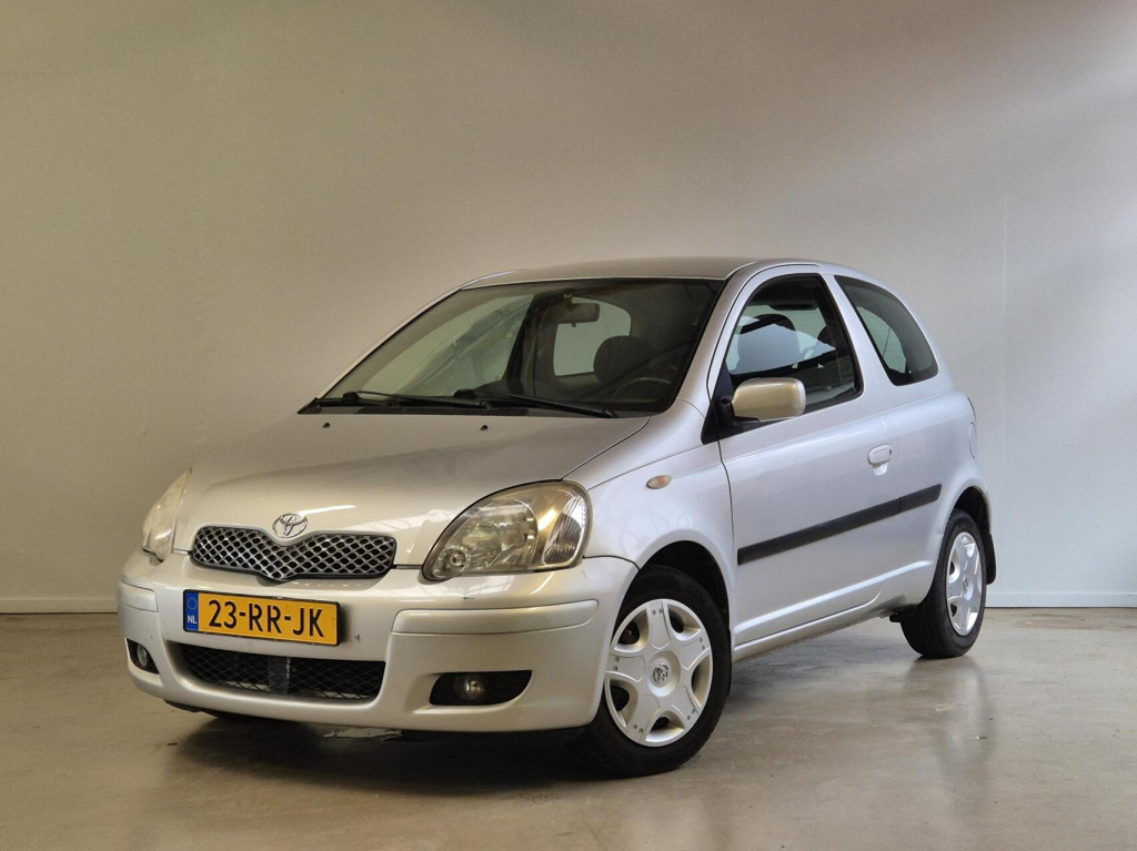 Toyota Yaris 1.3 vvt-i s-line