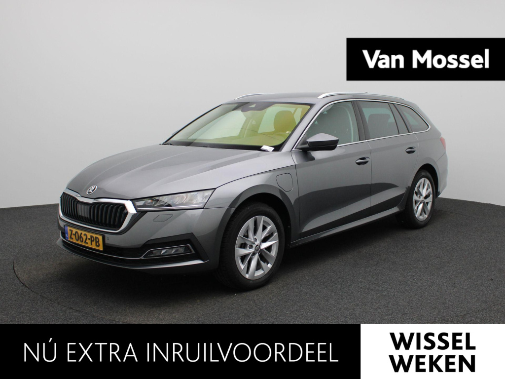 Skoda Octavia combi 1.4 tsi iv phev business edition | automaat | virtual cockpit | stoel verwarming | navigatie | apple carplay / android auto | lichtmetalen velgen | parkeersensoren | keyless start | elec. achterklep | cruise control
