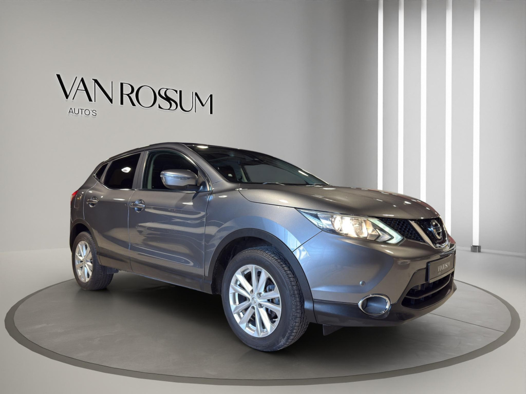 Nissan Qashqai 1.2 connect edition automaat | camera | panoramadak | navi | trekhaak | parksensors v+ a |