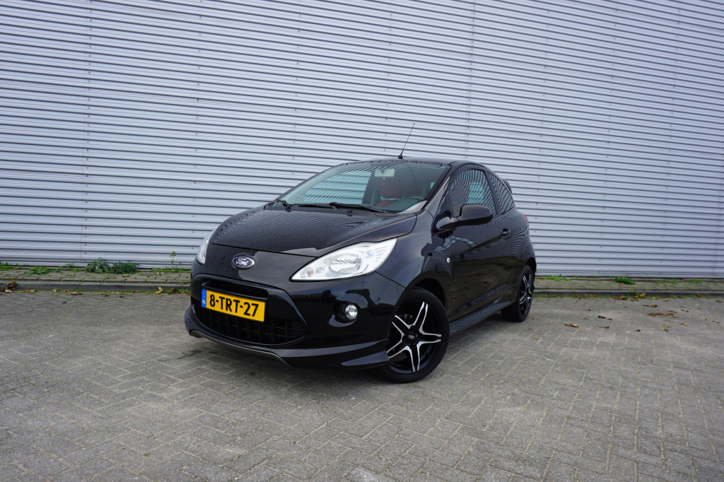 Ford KA 1.2 titanium x start/stop airco / leder / stoelverw. / elektr. ramen / lm velgen / nap