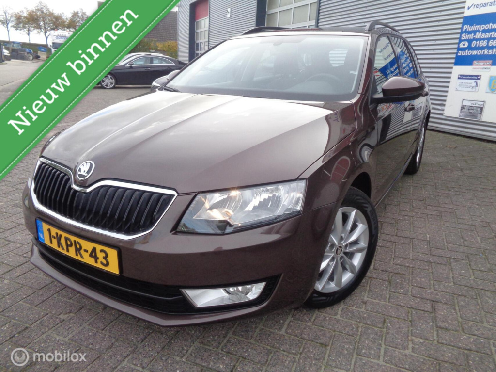 Skoda Octavia combi 1.2 tsi greentech ambition businessline/airco/ecc/pdc/canton/hele mooie auto