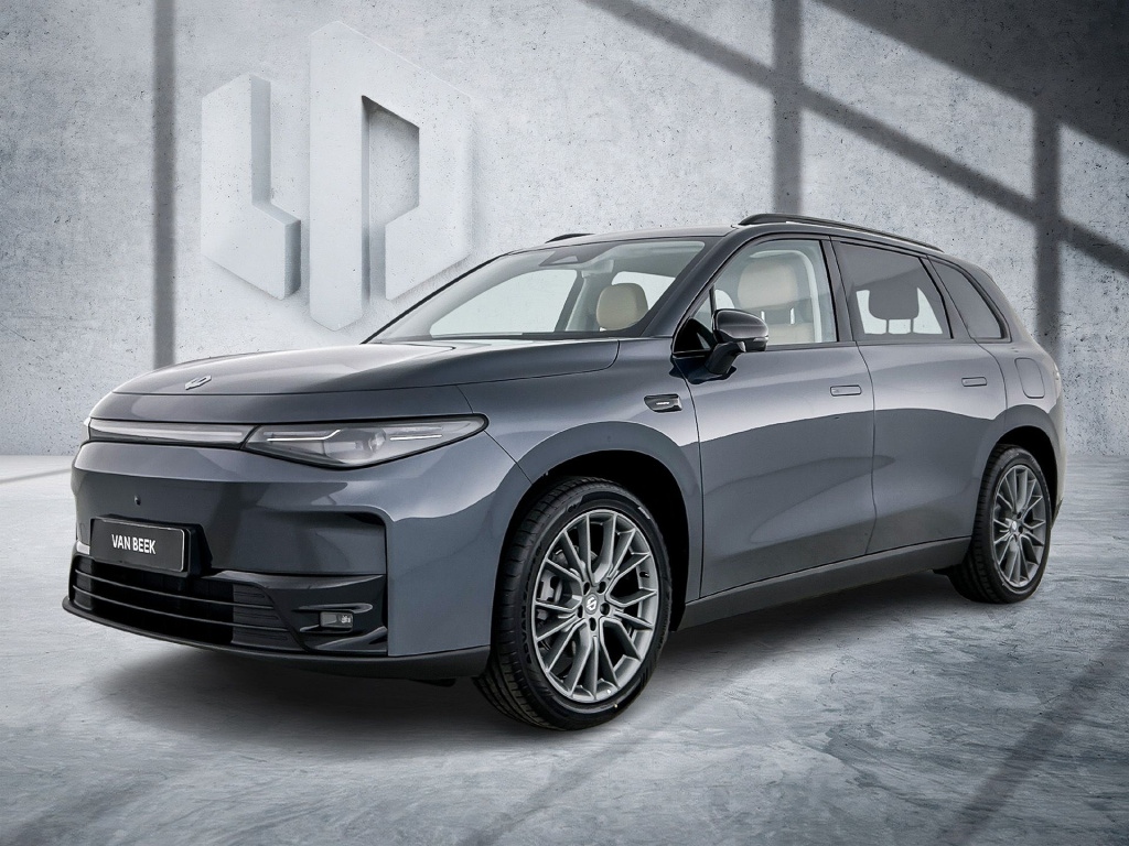 Leapmotor C10 design reev (hybrid) 28.4 kwh | interieur camel brown | stoel-koeling / verwarming | adaptive cruise control | leder | panoramadak