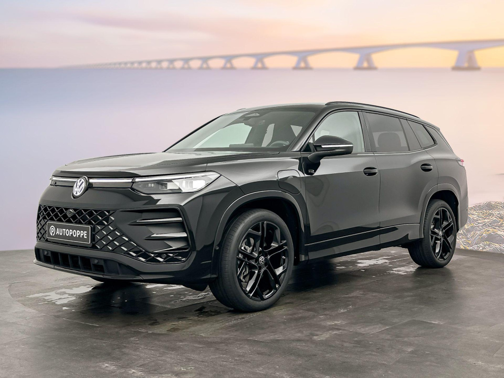 Volkswagen Tayron r-line edition 1.5 ehybrid 150 kw / 204 pk suv 6 v