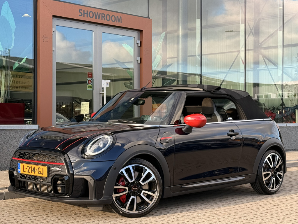 Mini Cooper Cabrio 2.0 john works essential | 231pk | acc | dab | head-up | harman / kardon | apple carplay | stoel + stuur verwarming |