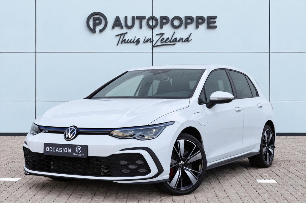 Volkswagen Golf 1.4 tsi ehybrid gte 245pk dsg6 | soh 90,1% |