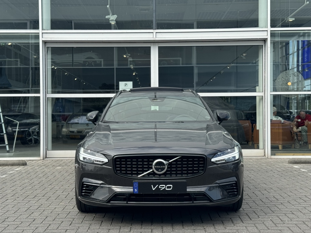 Volvo V90