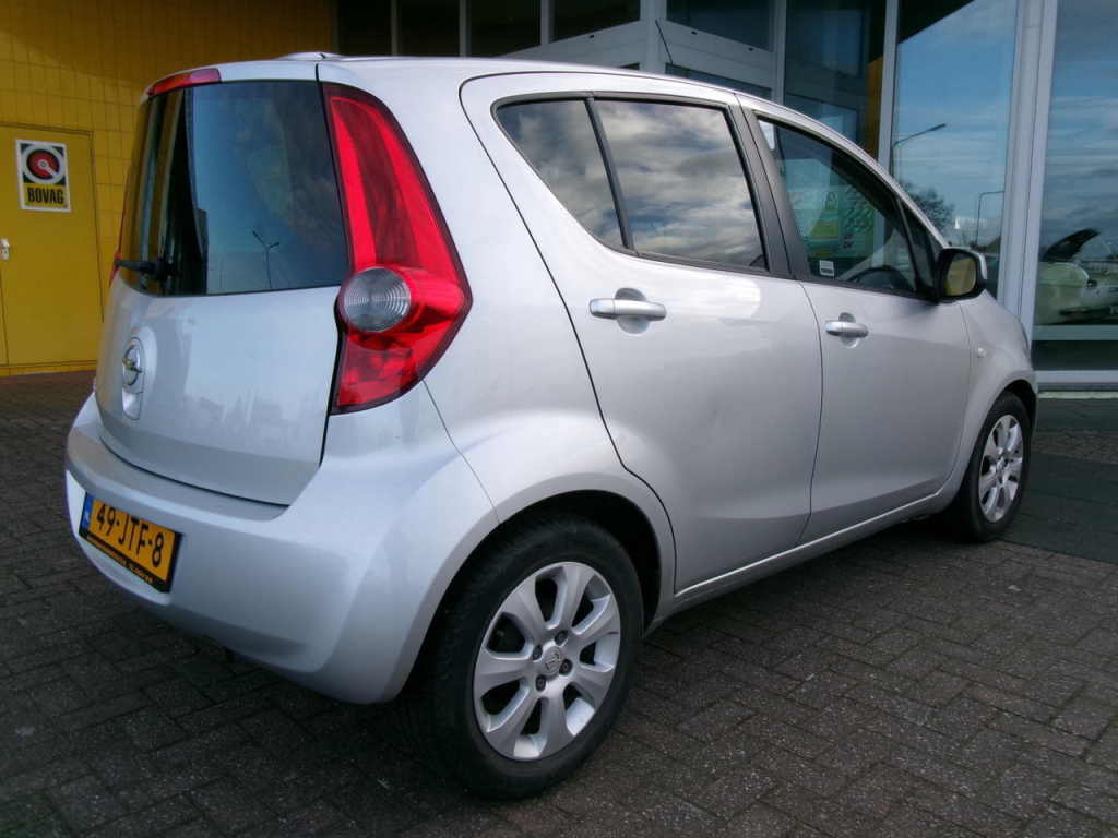 Opel Agila
