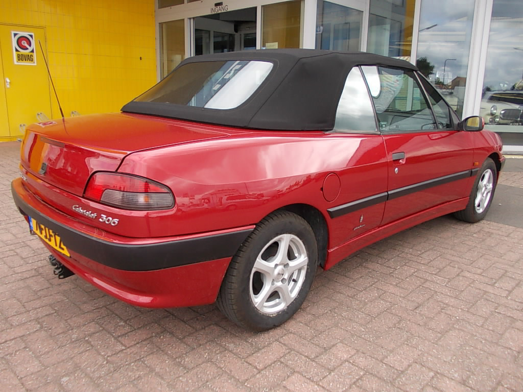 Peugeot 306