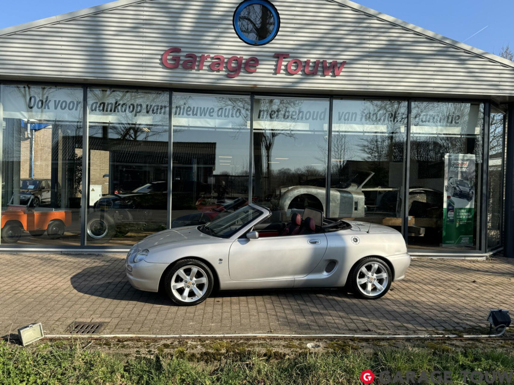 MG F