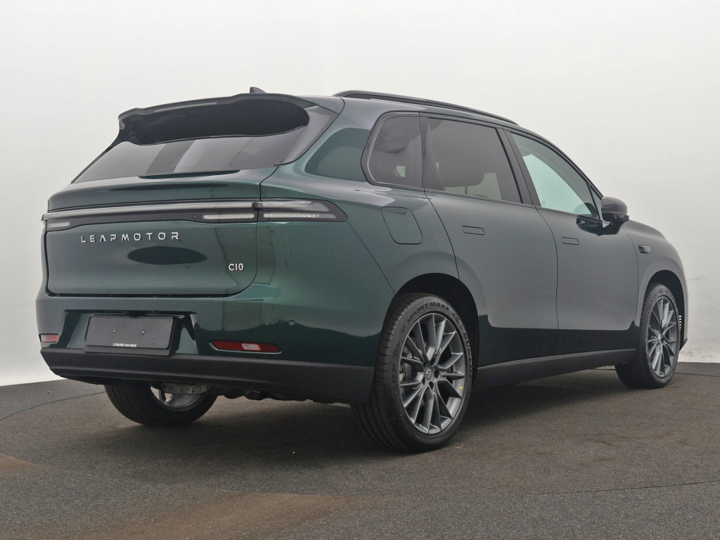 Leapmotor C10