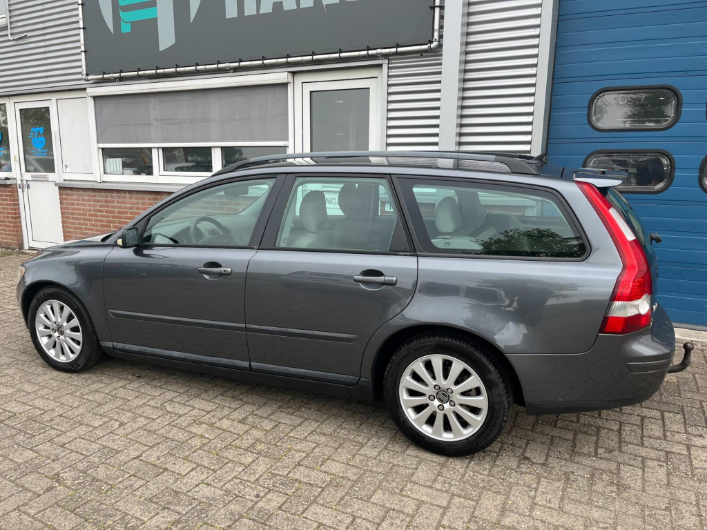 Volvo V50
