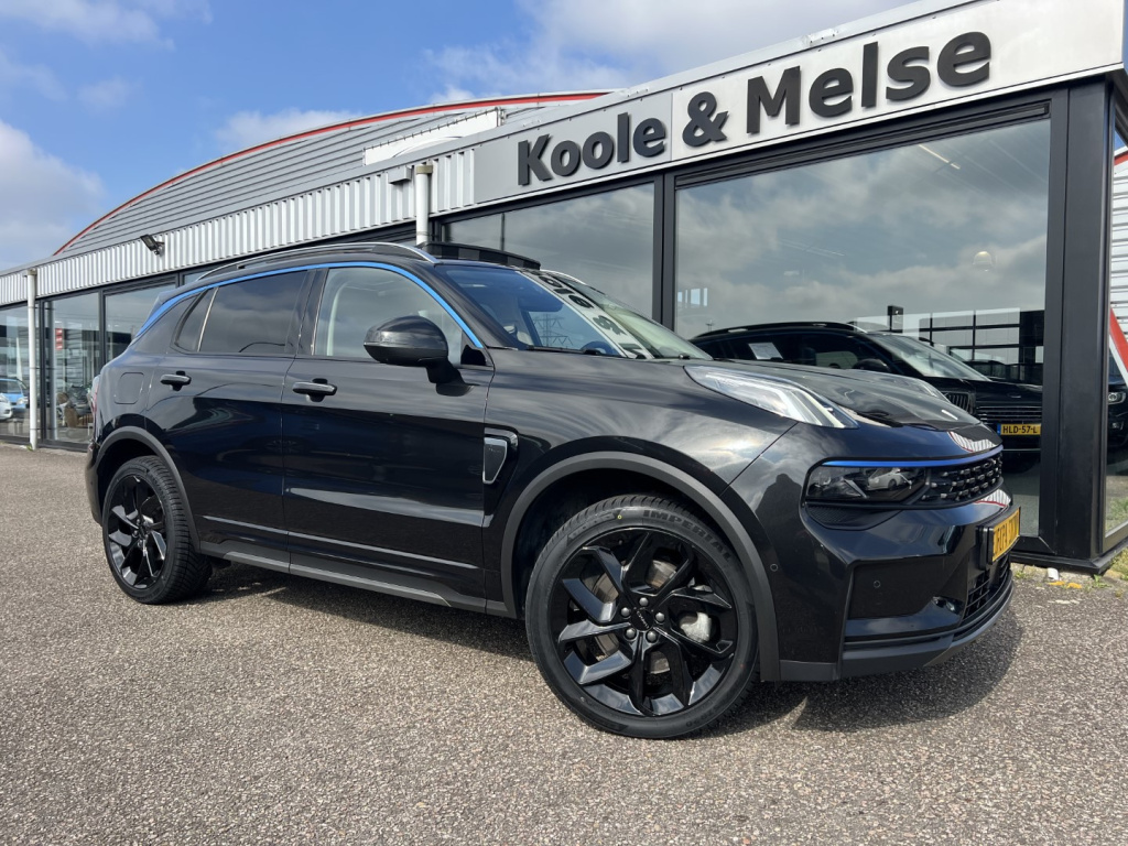 Lynk & Co 01