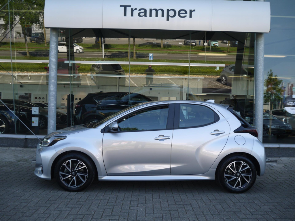 Mazda 2 Hybrid