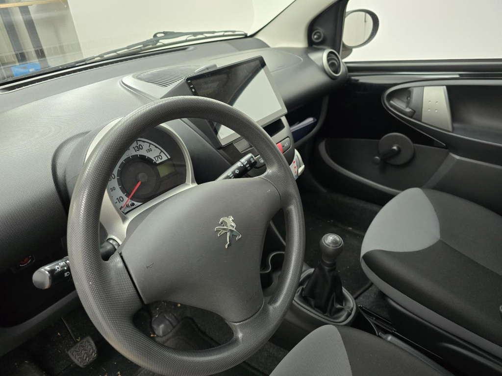 Peugeot 107