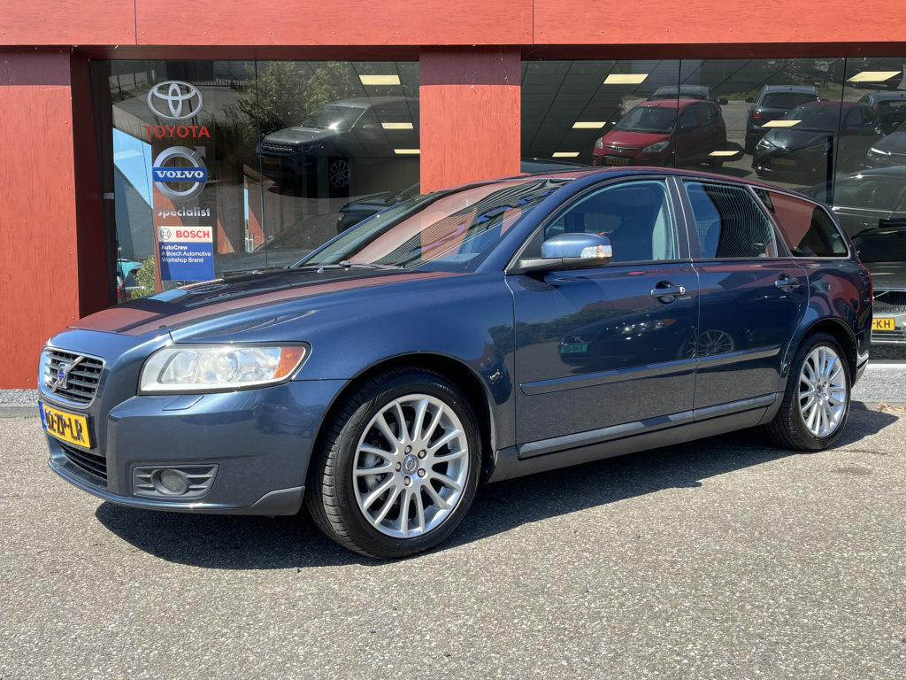 Volvo V50