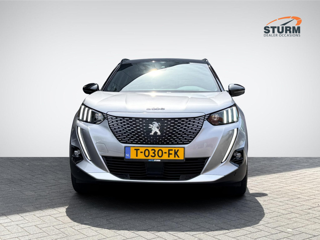 Peugeot E-2008