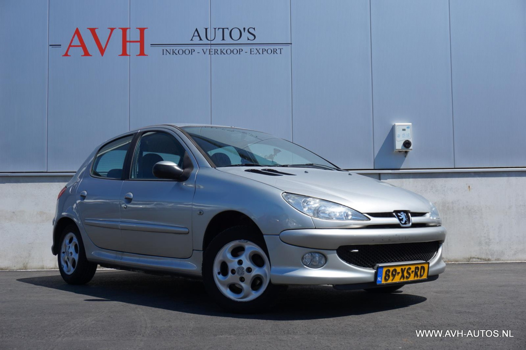 Peugeot 206