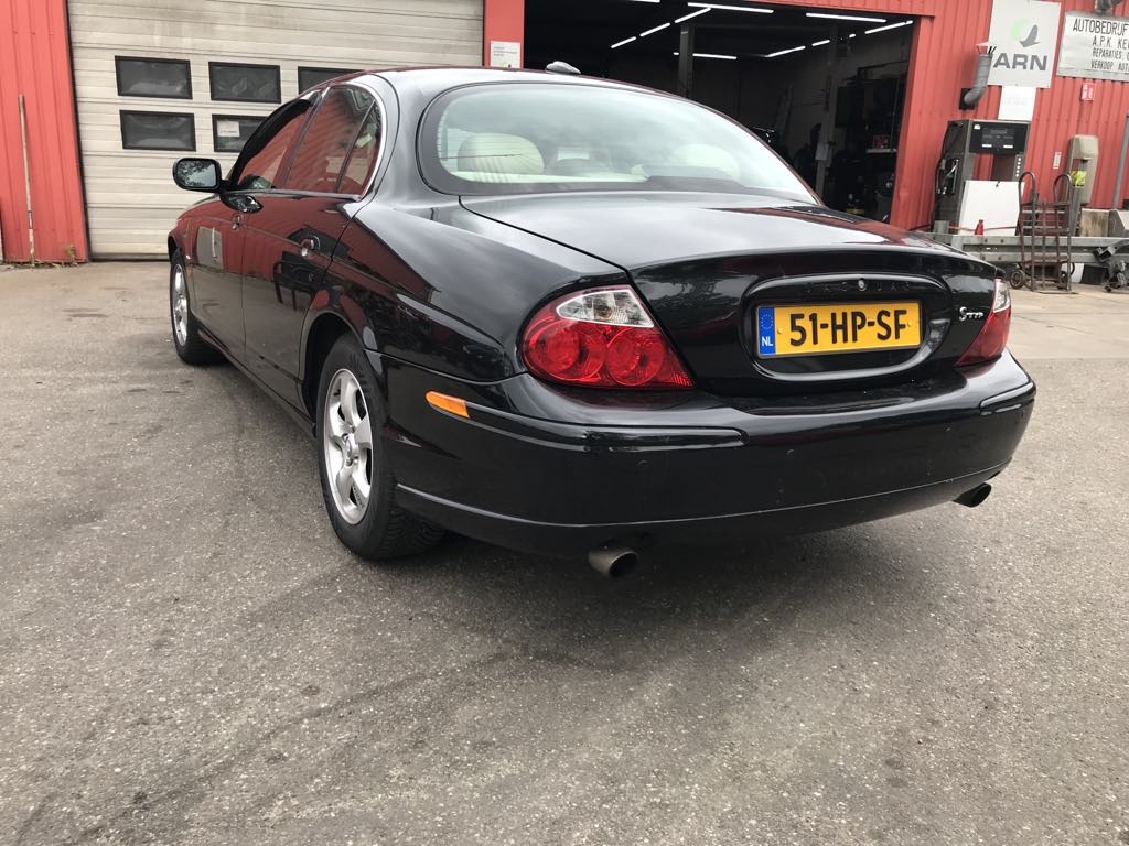 Jaguar S-Type
