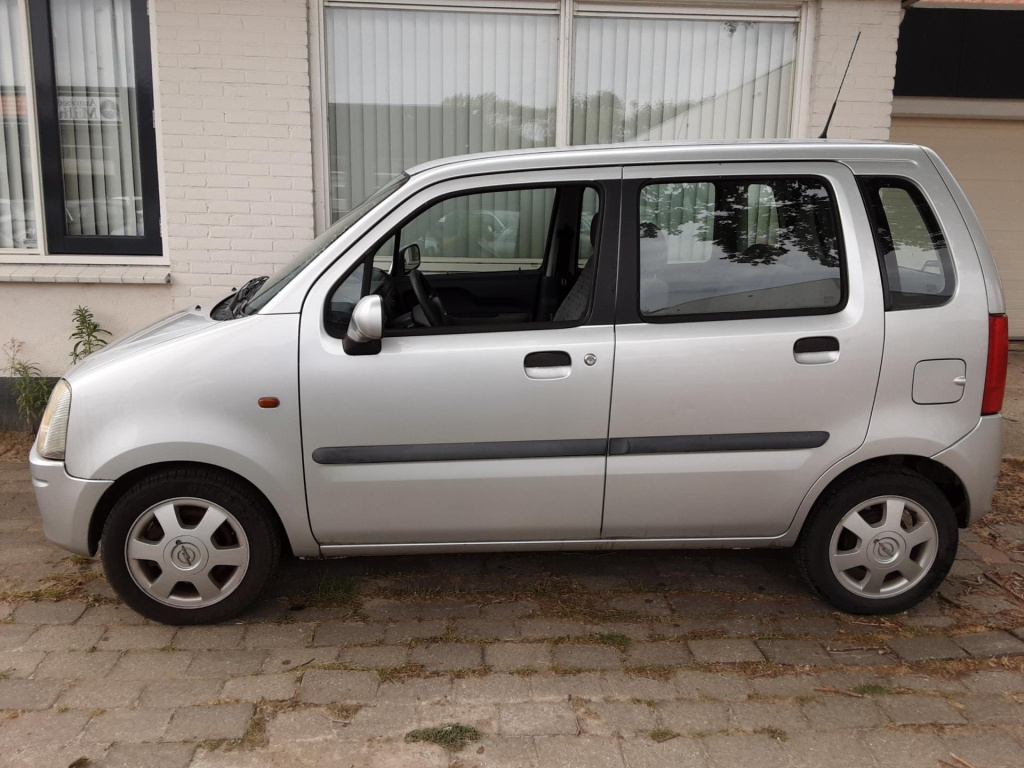 Opel Agila