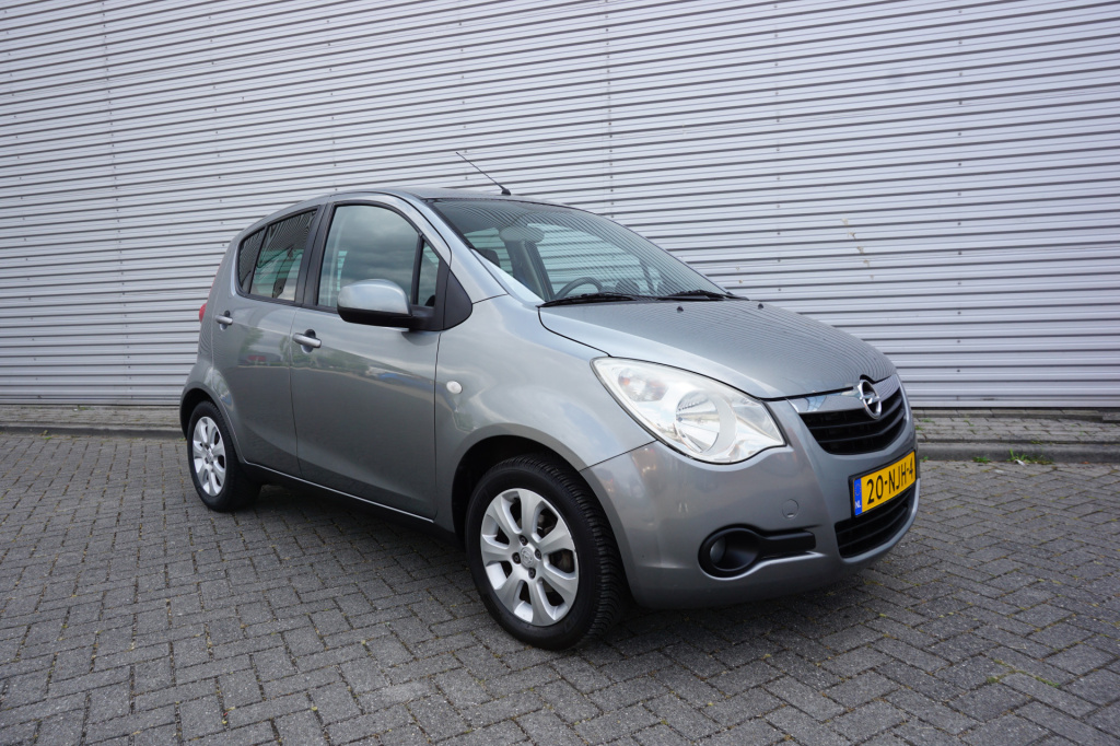 Opel Agila