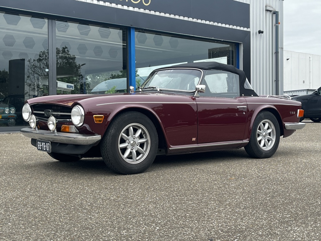 Triumph TR6
