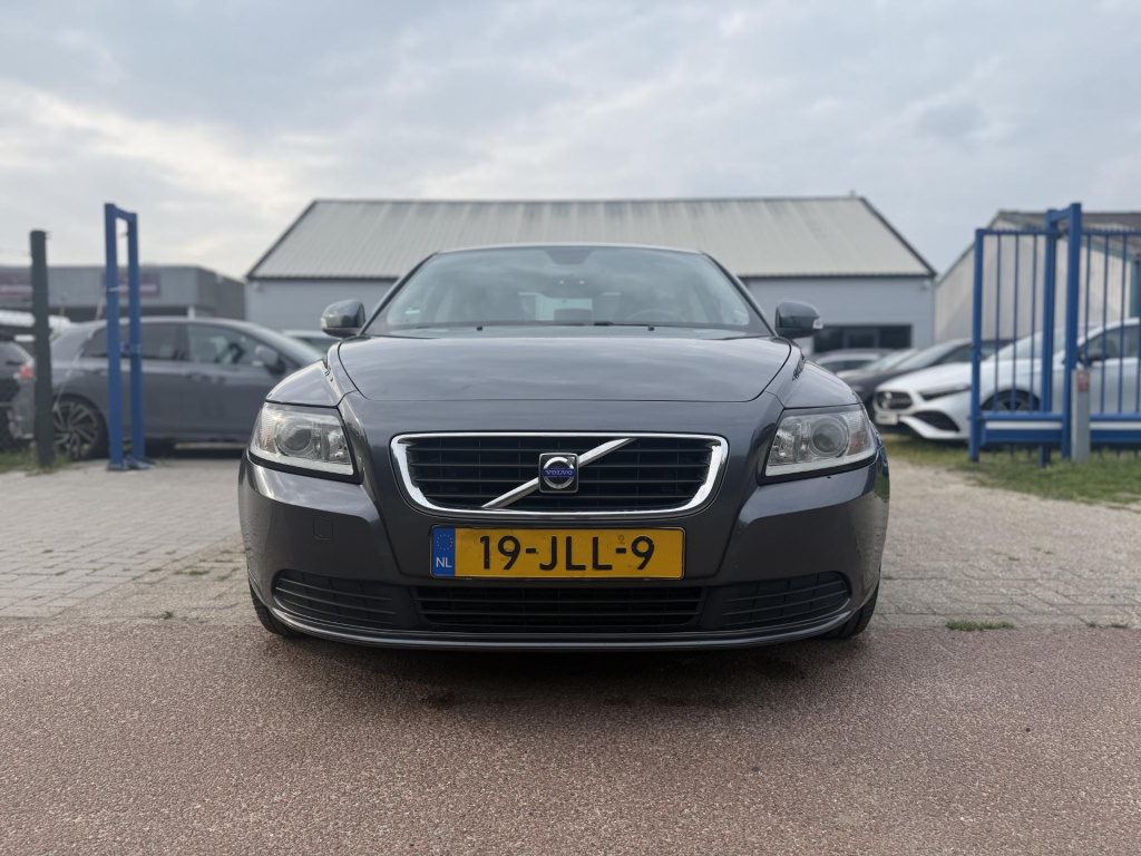 Volvo S40