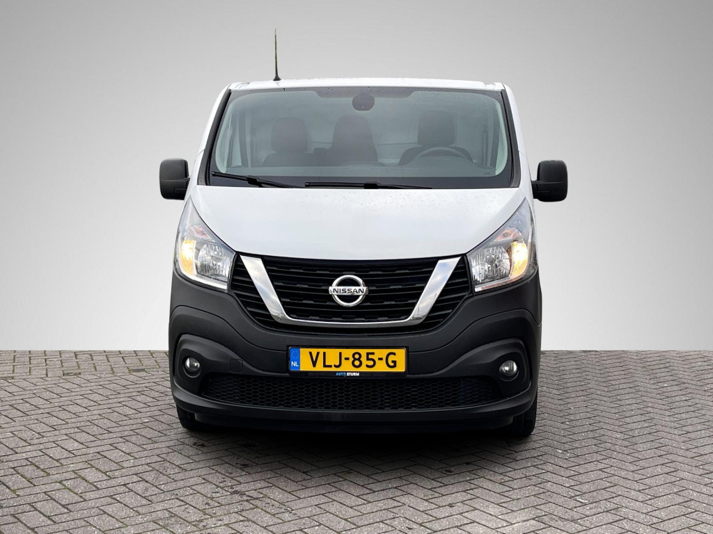 Nissan Nv300