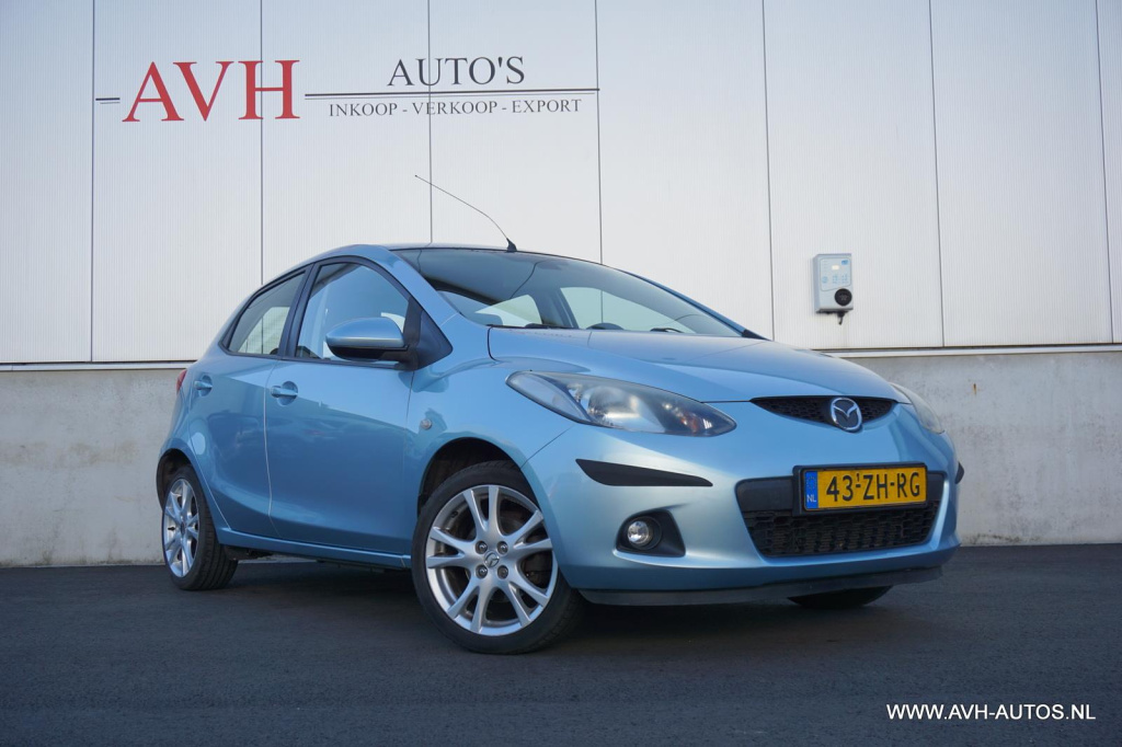Mazda 2