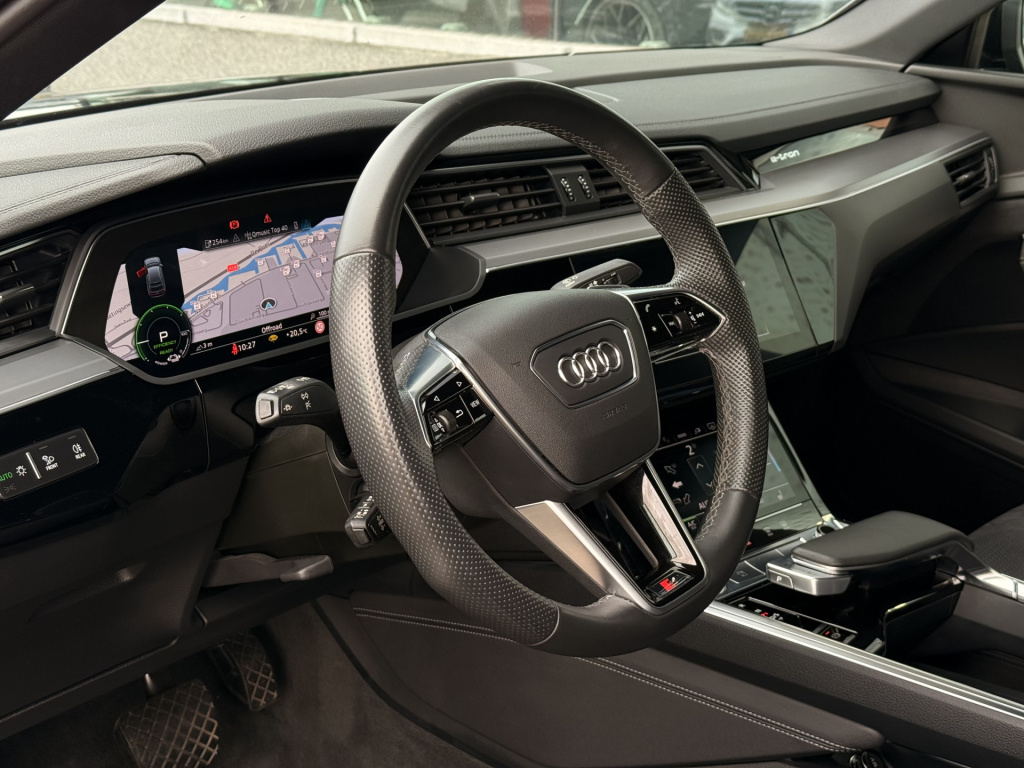 Audi E-tron