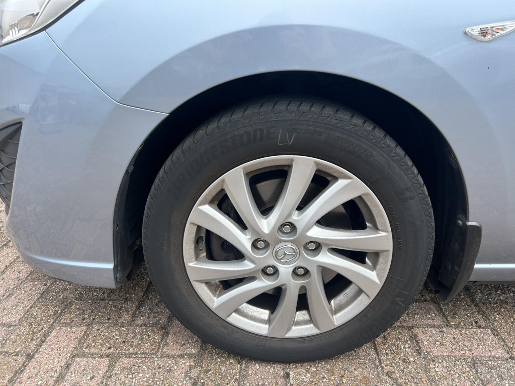 Mazda 5