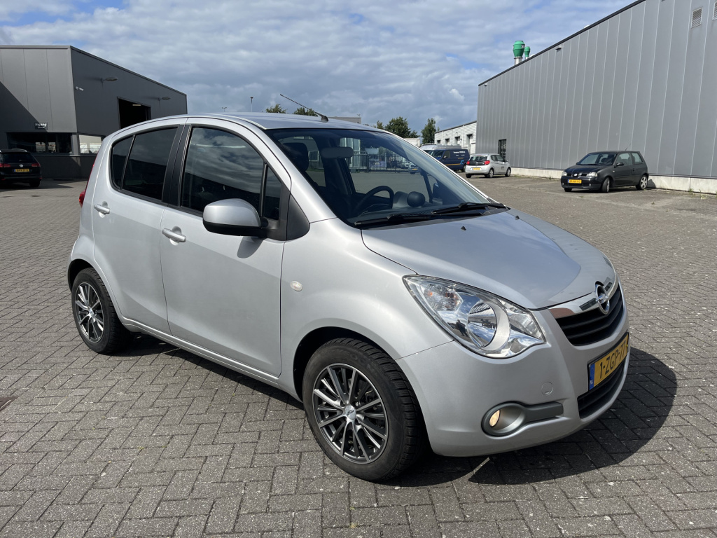 Opel Agila