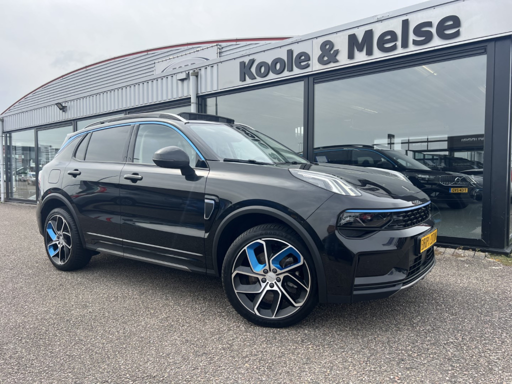 Lynk & Co 01