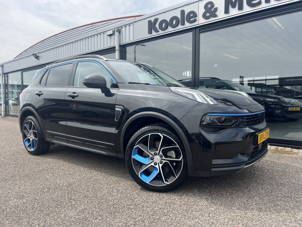 Lynk & Co 01