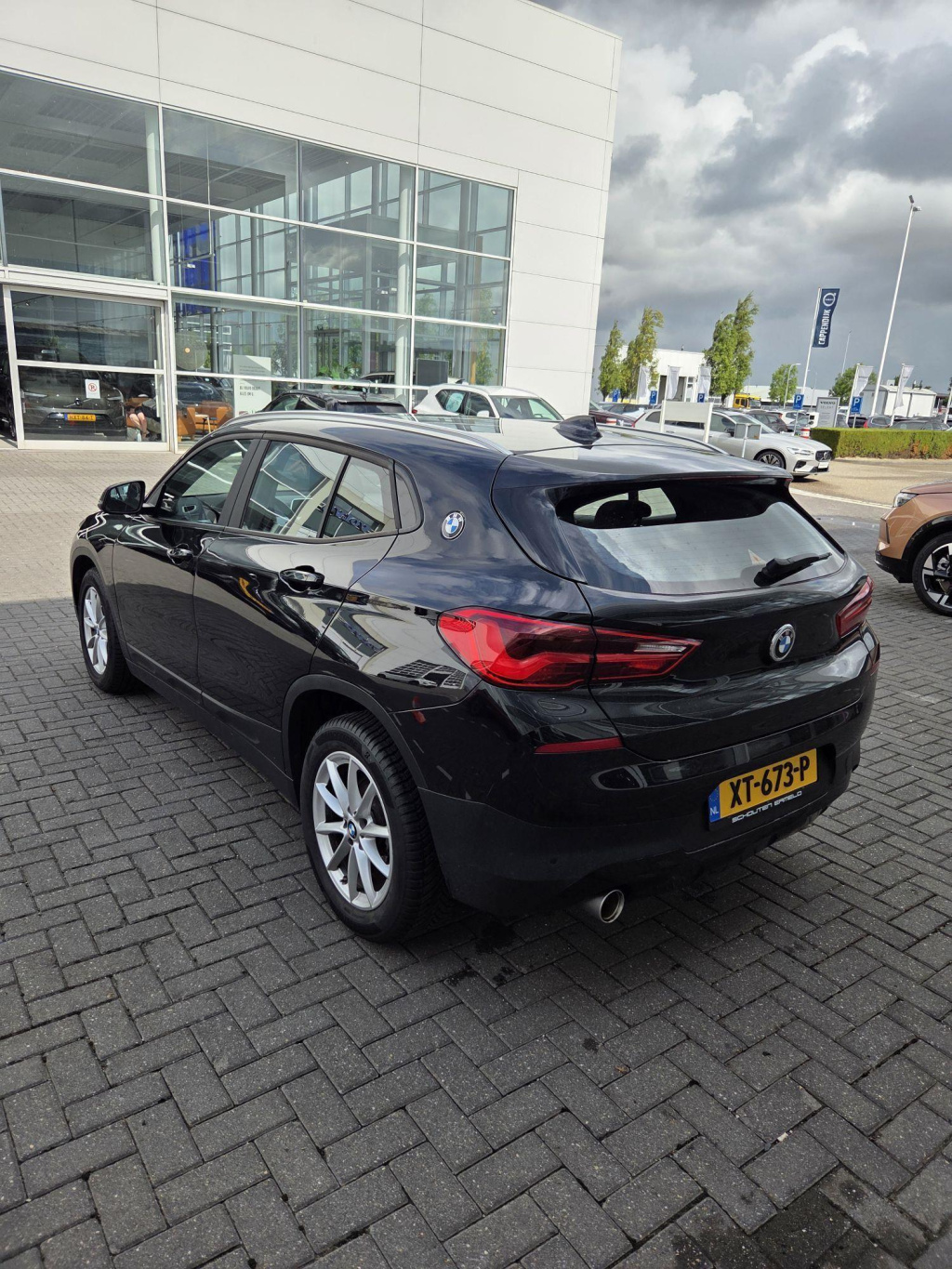 BMW X2