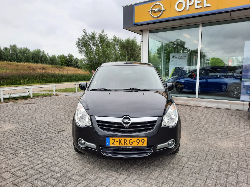 Opel Agila