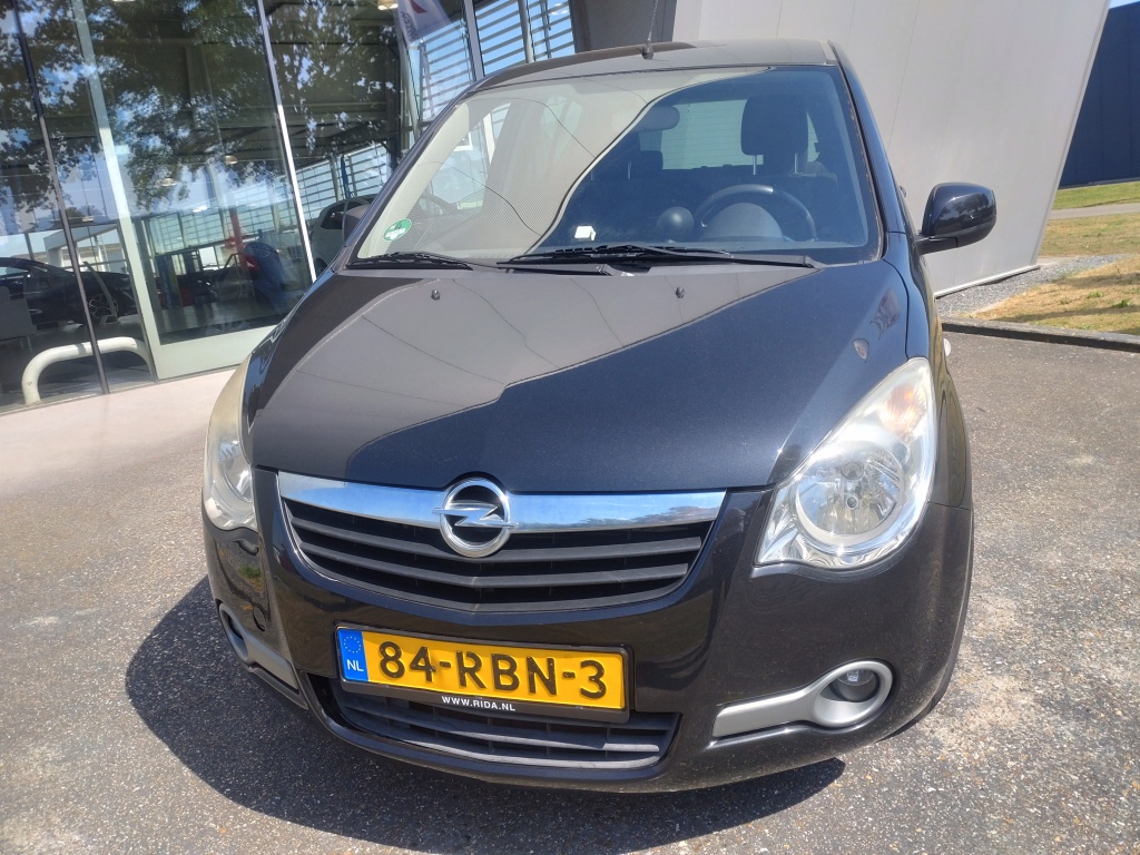 Opel Agila