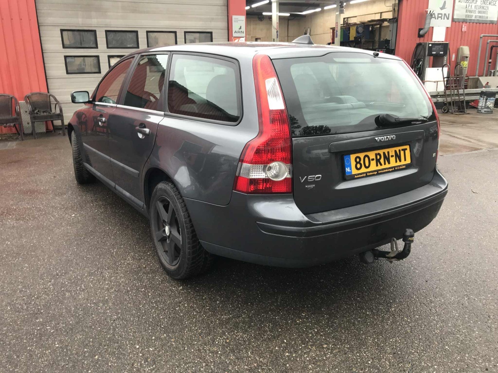 Volvo V50