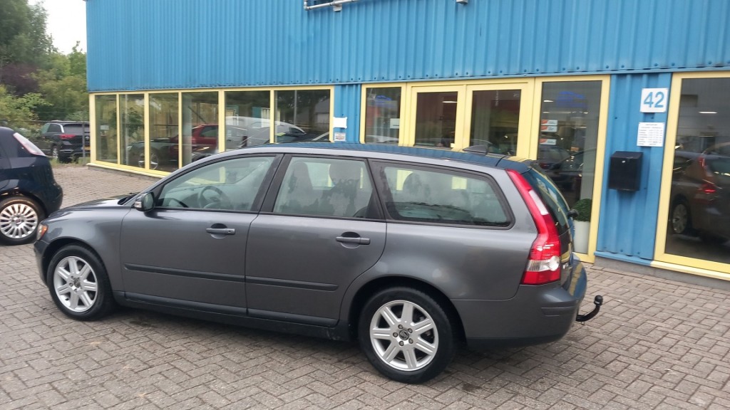 Volvo V50