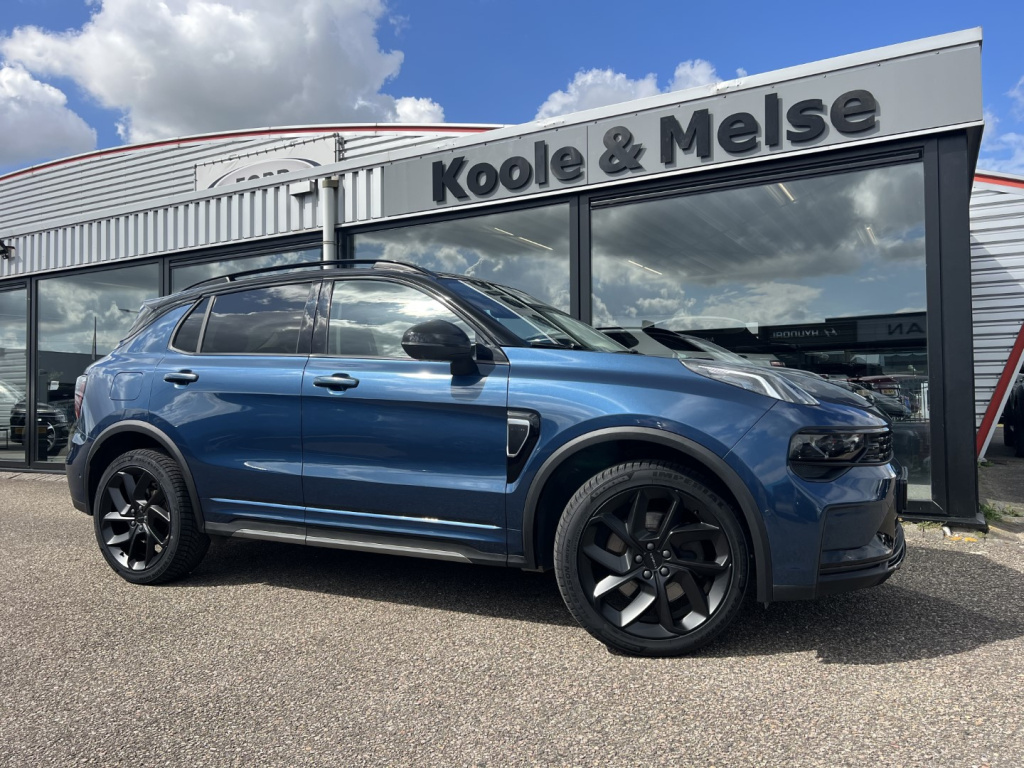 Lynk & Co 01