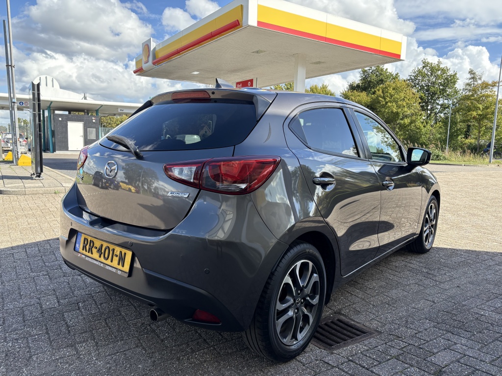 Mazda 2