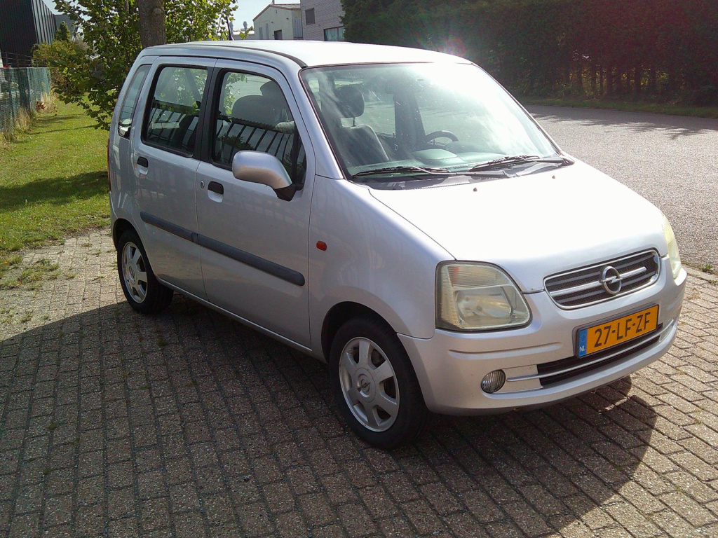 Opel Agila