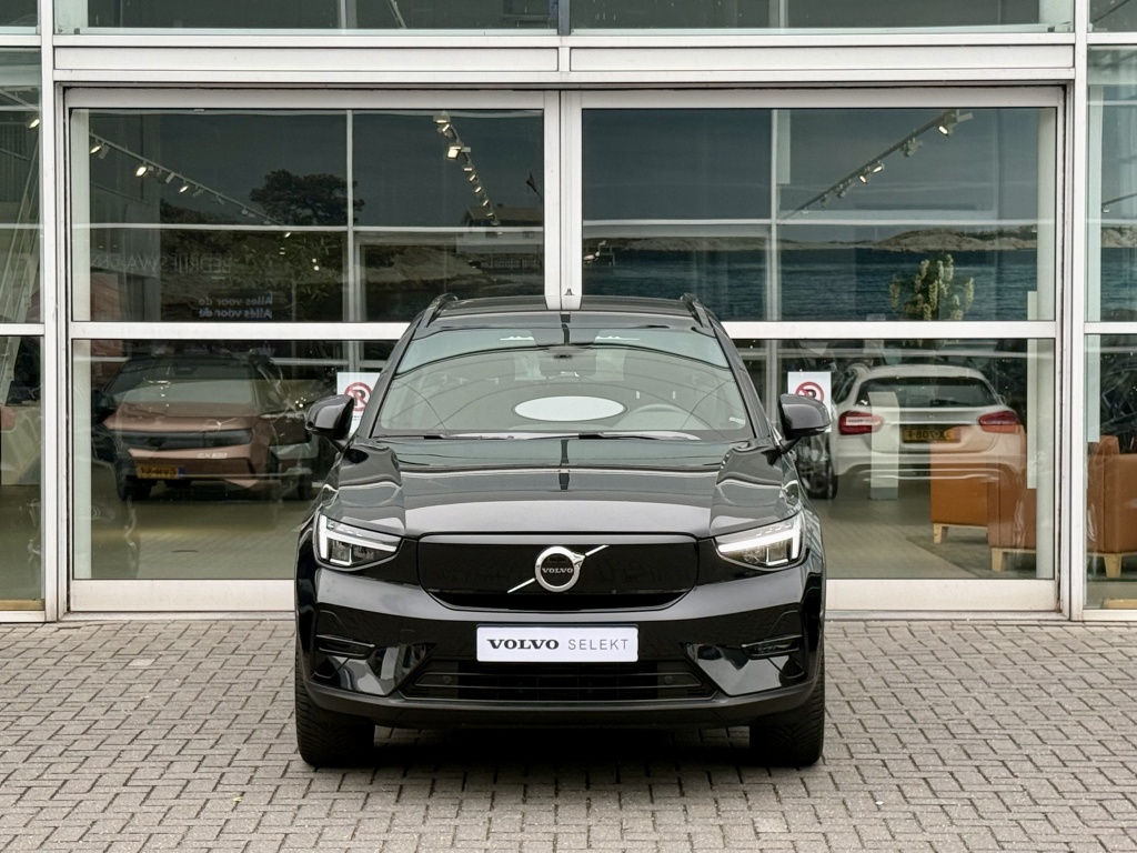 Volvo Ex40