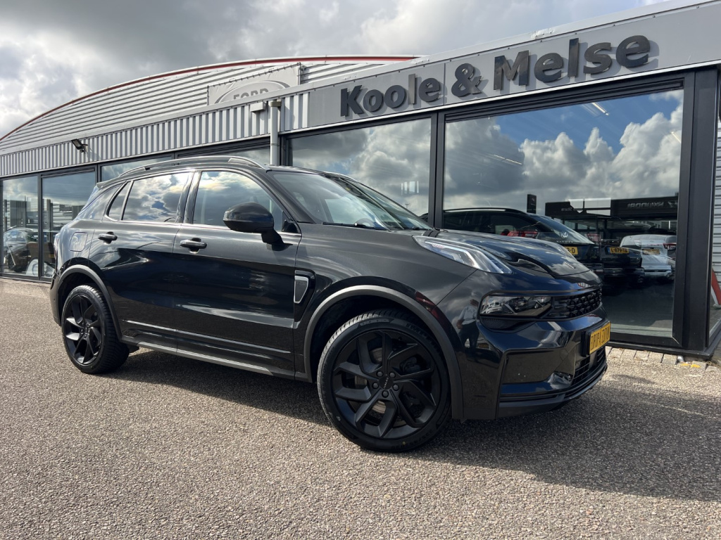Lynk & Co 01