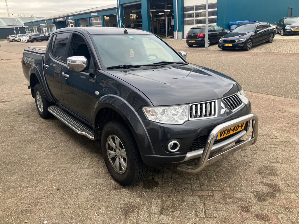 Mitsubishi L200