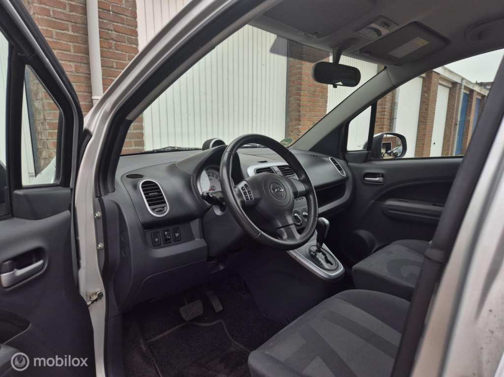 Opel Agila