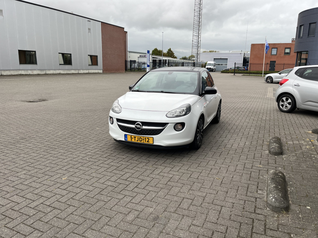 Opel Adam