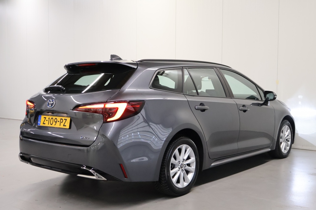 Toyota Corolla Touring Sports