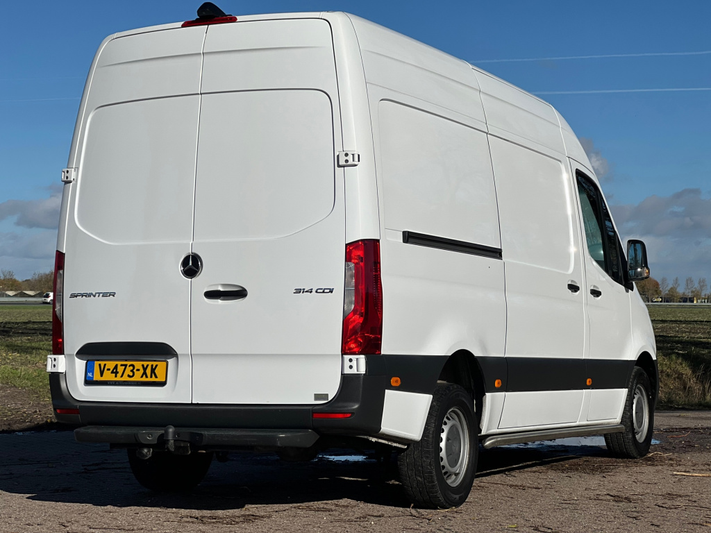 Mercedes-Benz Sprinter