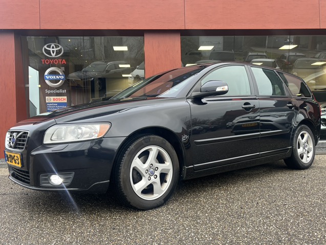 Volvo V50