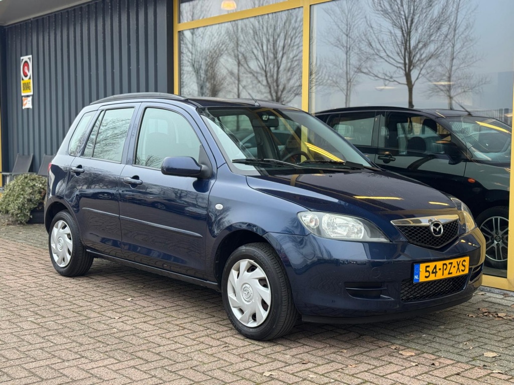 Mazda 2